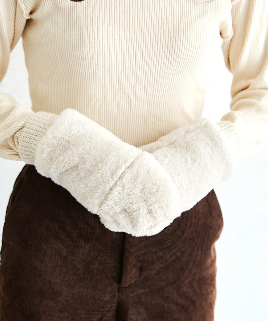 出所：パルグループ公式ファッション通販サイト 3COINS　ファーミトン