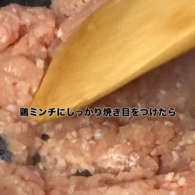 母が家族に作る「キーマカレー弁当」　美しい盛り付けの弁当に思わず見惚れてしまう