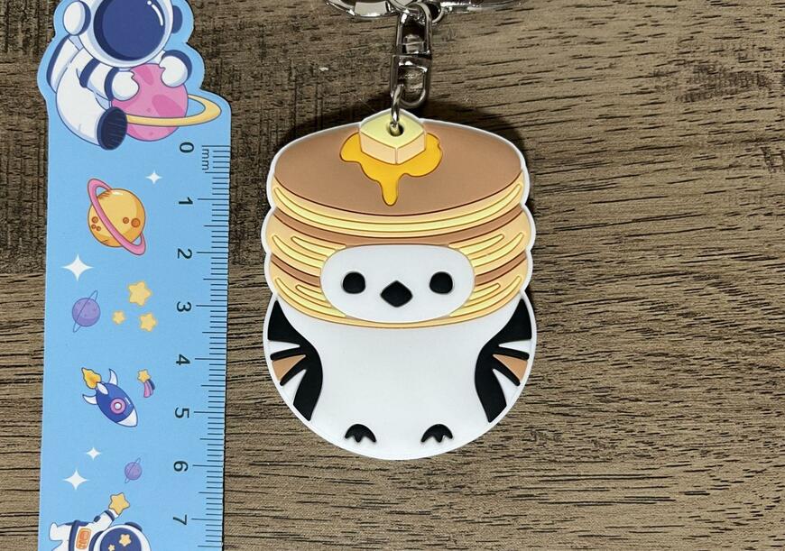 キャンドゥ、キーホルダーPVC製シマエナガ