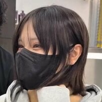 「短いけどボブからウルフにしたい」女性が人生初ウルフでスタイルチェンジ！コンパクトで可愛い仕上がりに注目