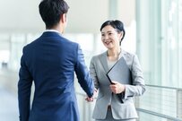 【標準報酬月額】入社したときの額はどう決まるのか。いつまで使う？資格を取得した月からその年の8月までです
