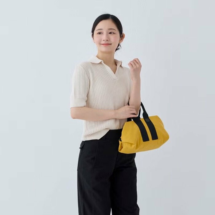 物を分けて持ちたい時のサブバッグとしても使いやすそう