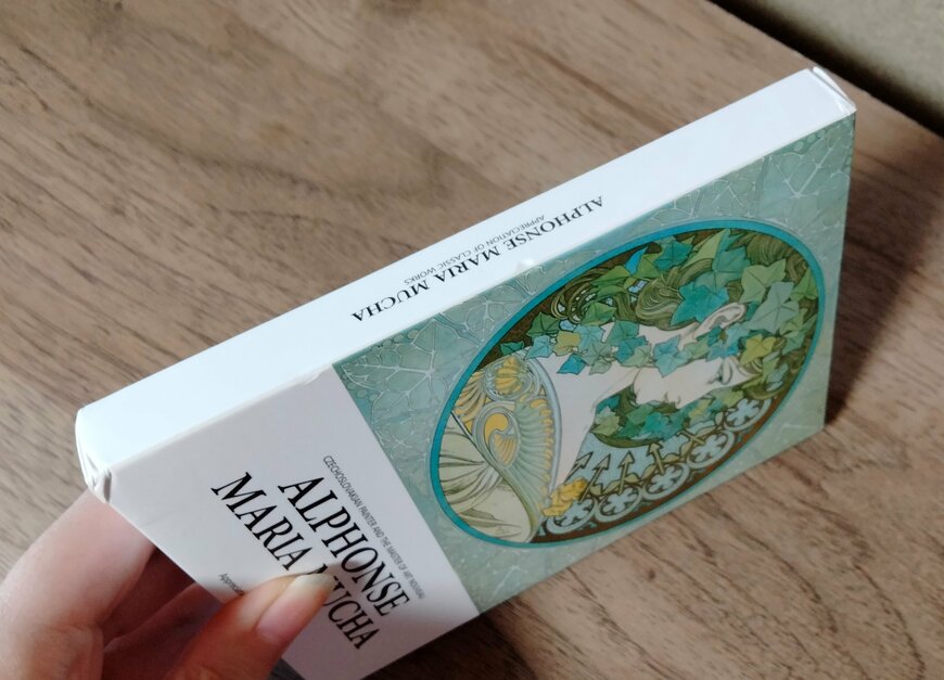 筆者撮影（SHEIN、30枚 人物グラフィック ポストカード）