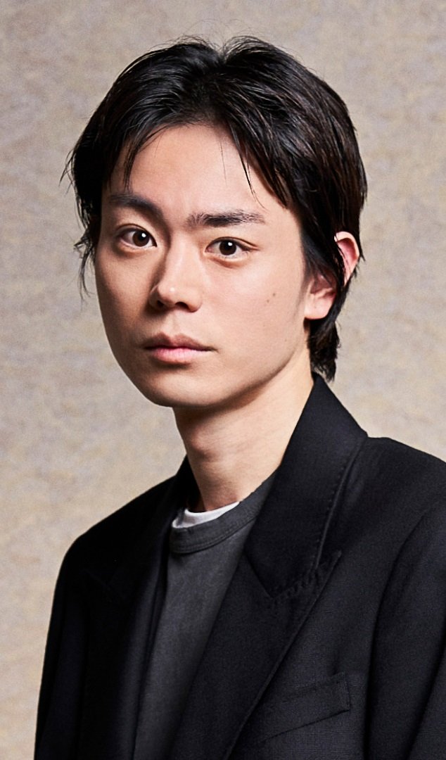 出所：株式会社J-WAVE「菅田将暉が『世界を終わらせるスイッチ』に翻弄される!? クリエイティブディレクター高崎卓馬が書き下ろす、J-WAVEのラジオドラマ番組『BITS & BOBS TOKYO』6月マンスリーゲストで登場！」 