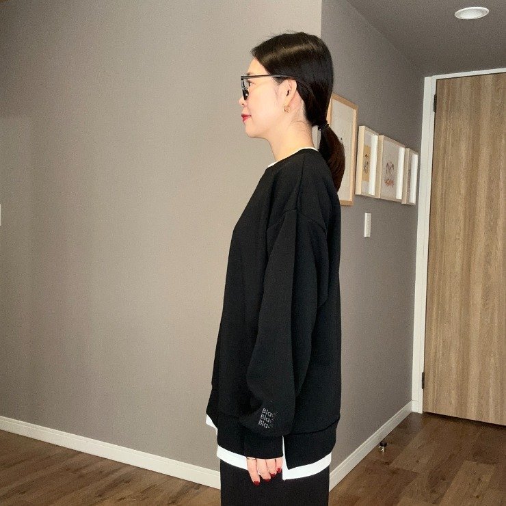 しまむら公式 レディース オーバーサイズ袖刺繍プルオーバー（ammy）の画像