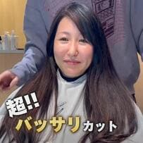 超ロングヘアの女性がバッサリショートカットに挑戦！驚きのアフターが「可愛い」と話題に