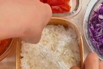 【フタを開けるのが楽しみ】芸術レベルに美しい「ビビンバ弁当」　工夫を凝らした詰めかたに「目から鱗」