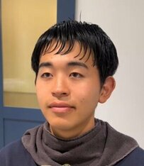 【衝撃】大学入学で校則から解放された男性　あまりの変身ぶりに絶賛の声