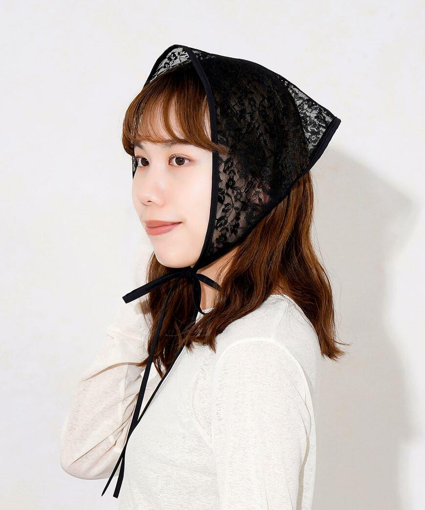 出所：パルグループ公式ファッション通販サイト 3COINS レースバブーシュカ