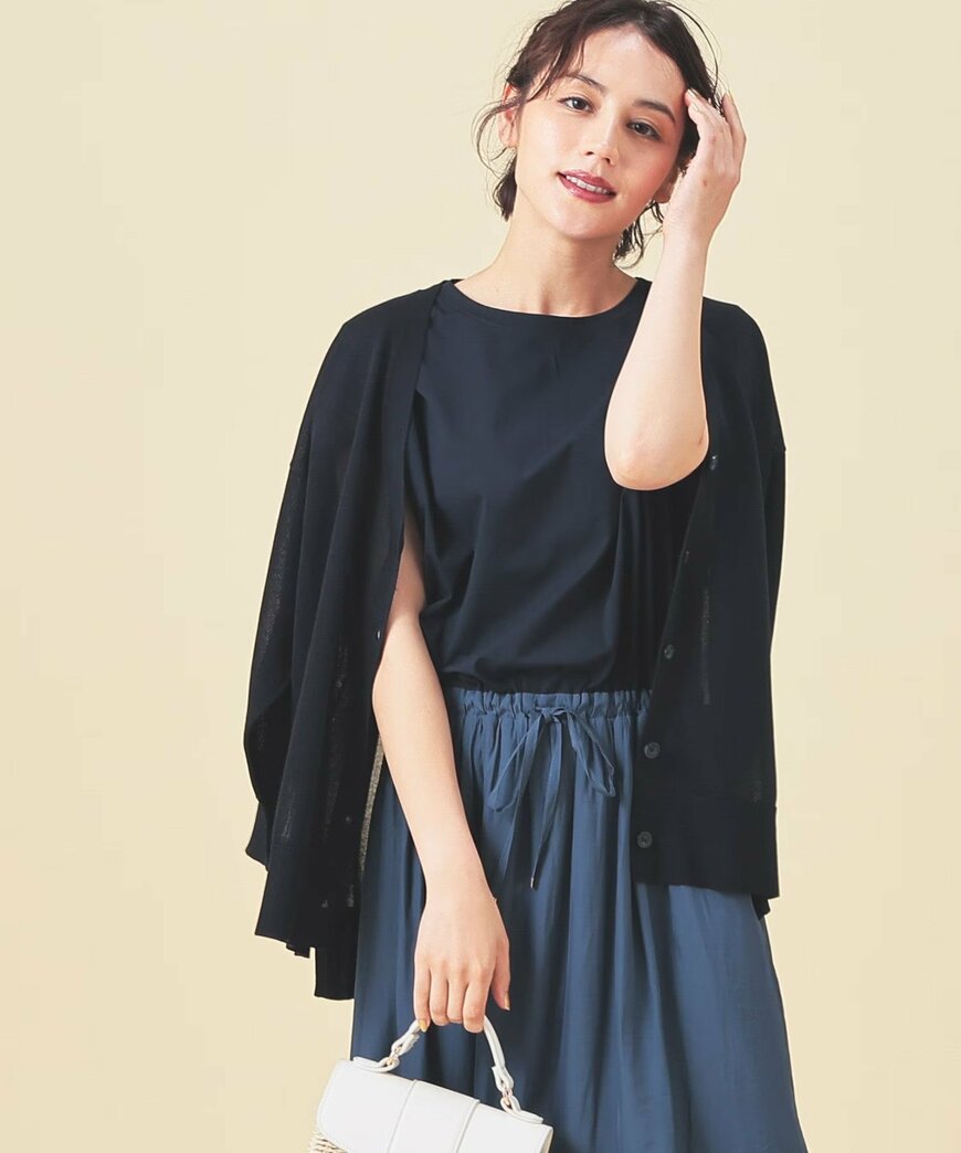 出所：ハニーズ公式　ドッキングワンピース