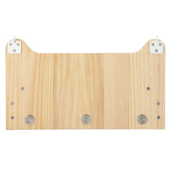 出所：ニトリ公式通販ニトリネット 壁面キャットウォーク クボミ