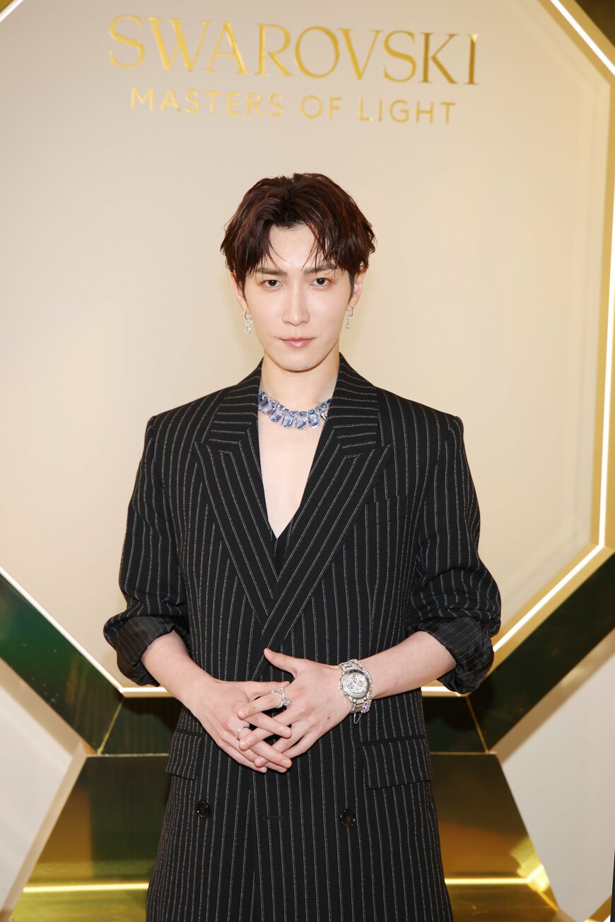 出所：スワロフスキー・ジャパン株式会社「渡辺翔太さんがミラノでのSwarovskiブランドイベントにご出席」