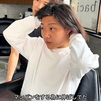 「短い方が好き」な彼女のためにイメチェンを決めた男性→バッサリカットでショートヘアに変身
