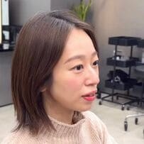 分け目が気になる人必見！分け目なし×カジュアルショートでふんわりシルエットに