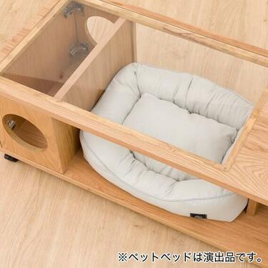 にゃんと！猫を見ながら作業ができる！ニトリの「猫が入れるテーブル 
