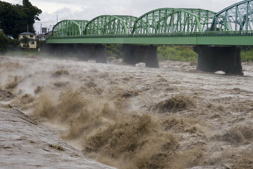 「豪雨で排水口から下水が逆流（涙）」防ぐ警視庁のカンタン裏技に驚き