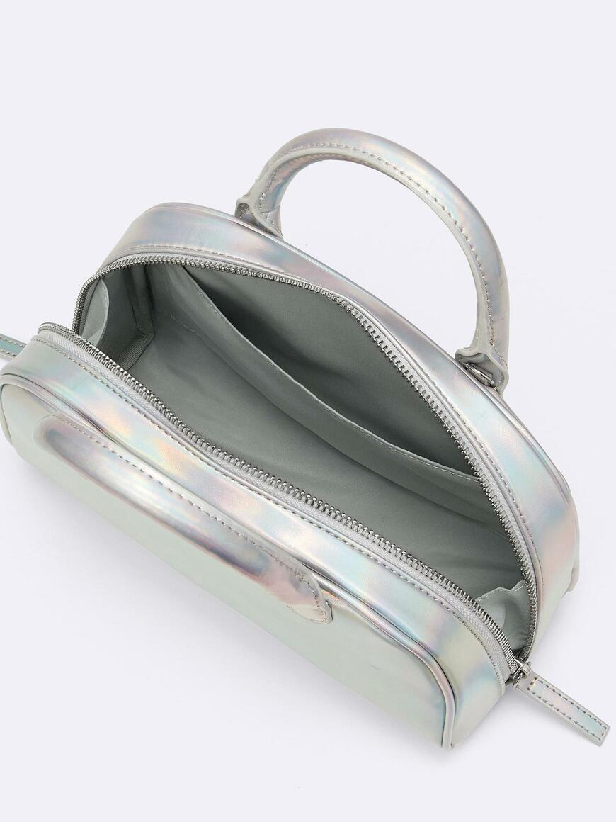 出所：GU公式 ボーリングバッグ