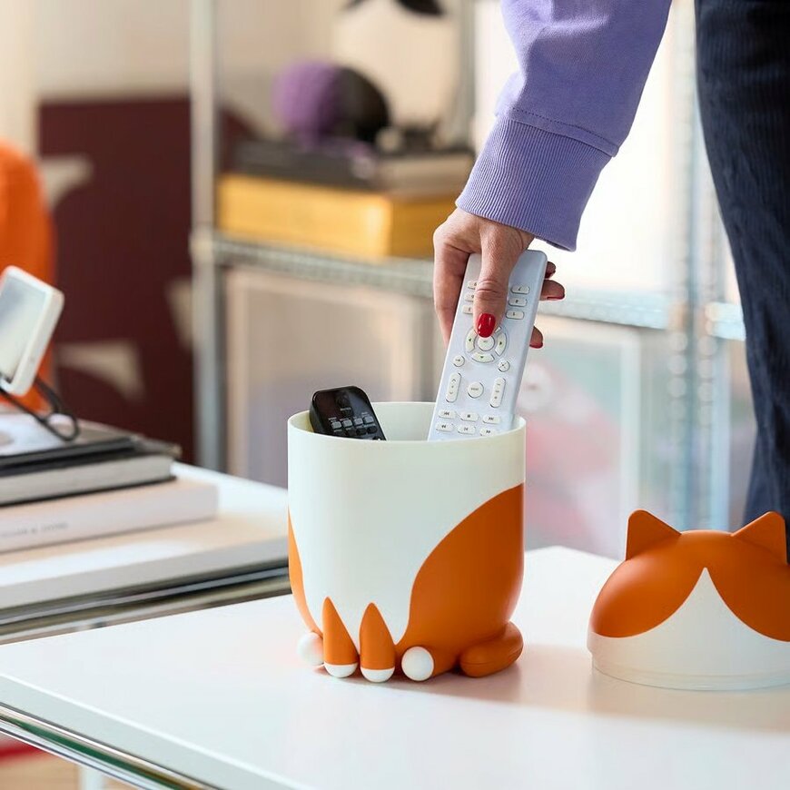 イケア・ジャパン公式　GREJSIMOJS グレイシモイス （収納 ふた付き ネコ型 ブラック／ホワイト）の画像