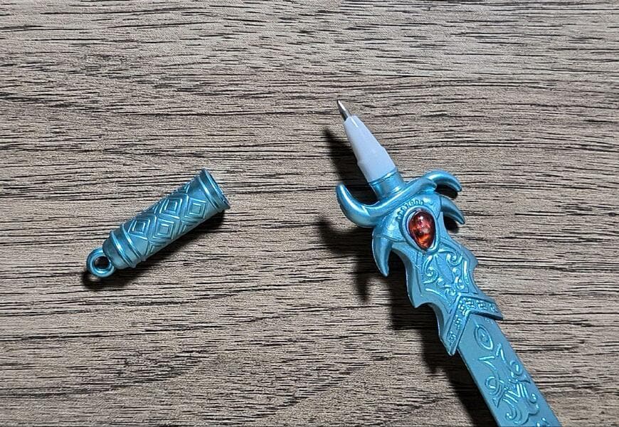 セリア、ボールペン 剣 MA-1878商品画像