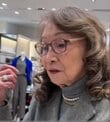 【91歳おばあちゃま】の洗練された上品な「ジャケットコーデ」がおしゃれすぎると話題！「真似は到底できません！」