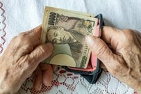 75歳以上は「平均月額200円」徴収へ【子ども・子育て支援金】後期高齢者で年収150万円以下なら「月額50円」、こども家庭庁が試算