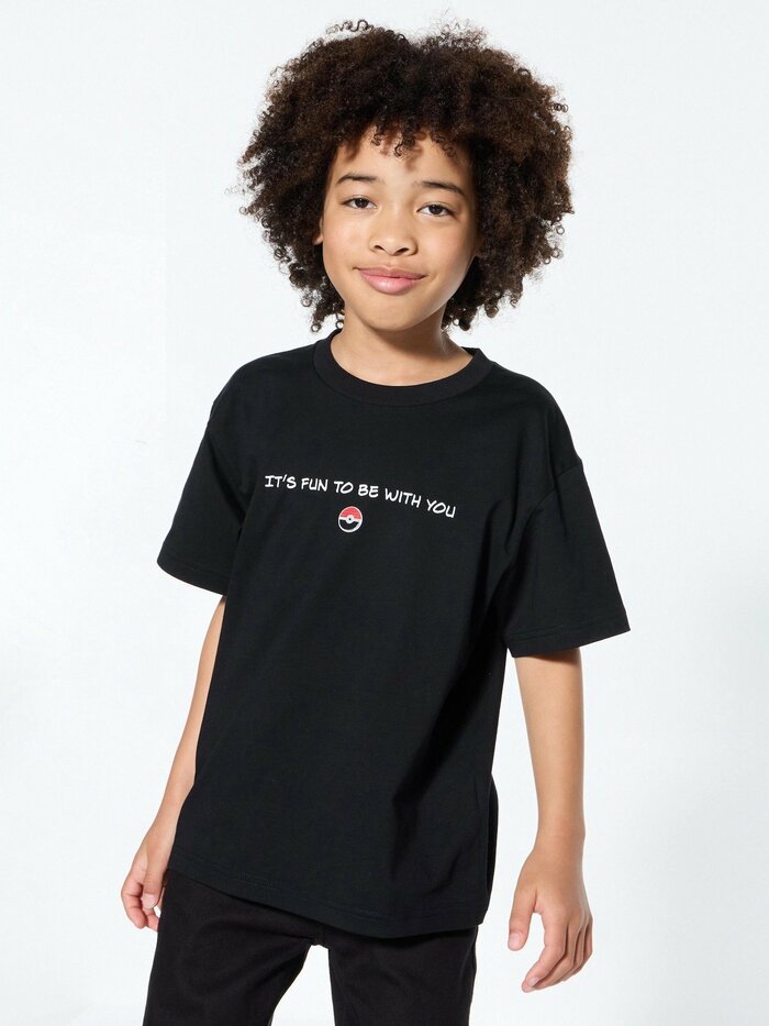 フロントロゴとモンスターボールがオシャレ！次も大人気のポケモンコラボTシャツ！
