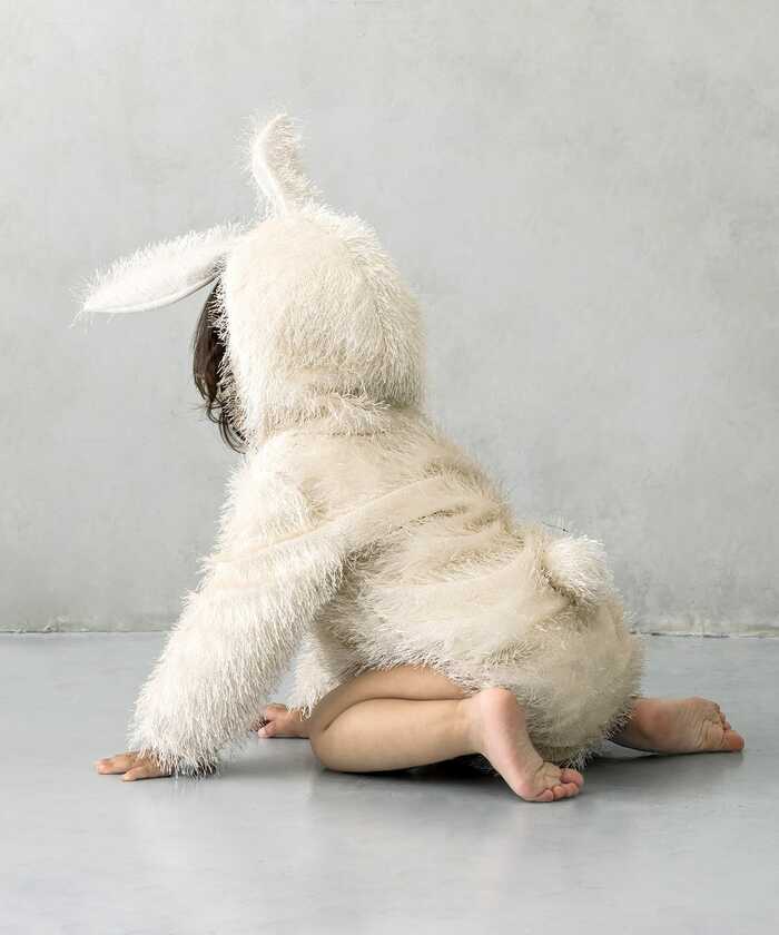 お尻にはまんまるしっぽが