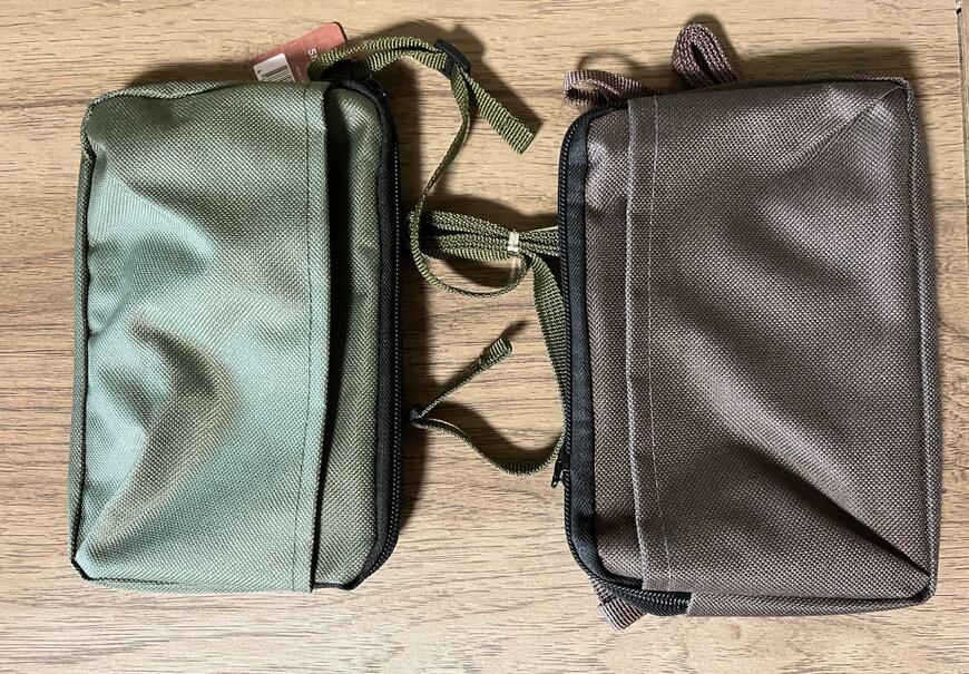 筆者撮影（セリア、ショルダーバッグ ブラウン・カーキ）