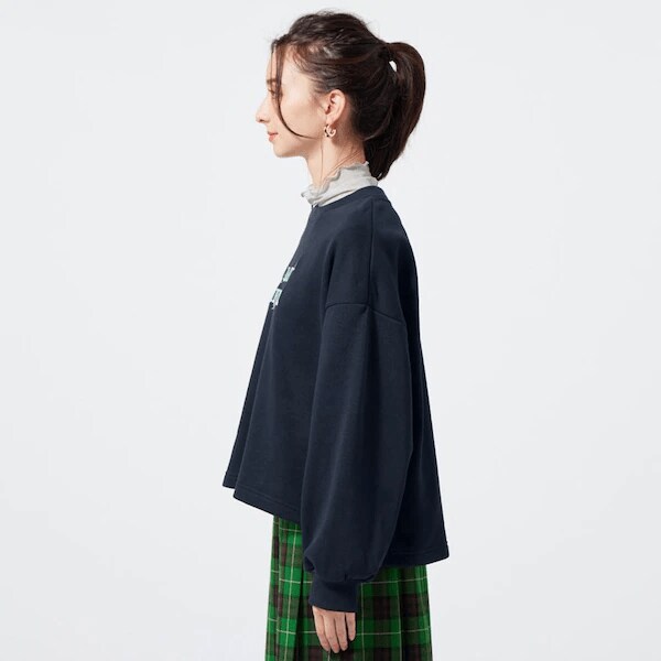 出所：GU公式 ファッション通販サイト スウェットプルオーバー(長袖) Sanrio characters×ANNA SUI 2