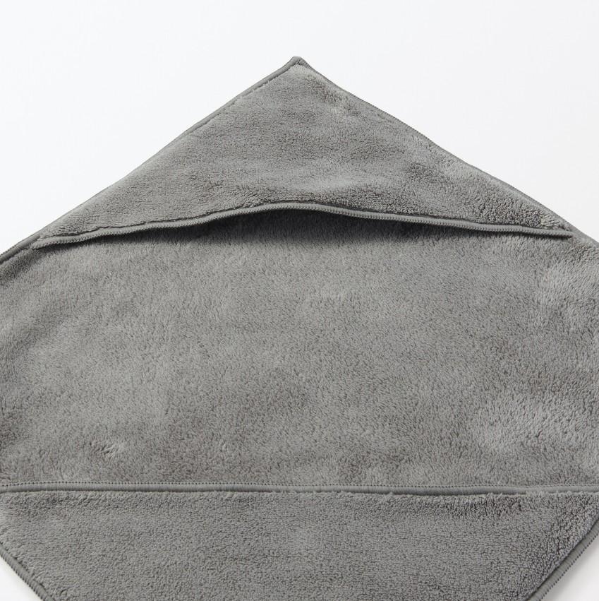 出所：無印良品ネットストア マイクロファイバー　ポケット付ペット用タオル