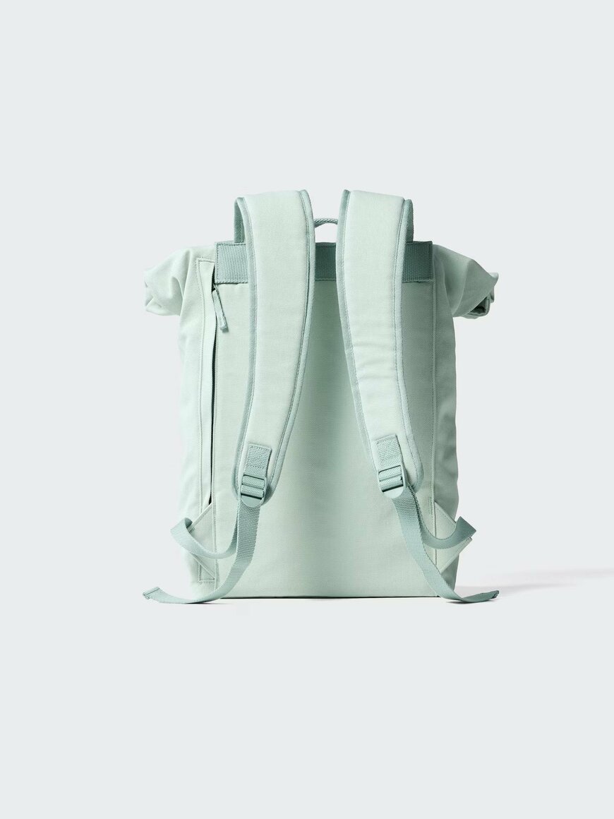 ユニクロ公式　ロールトップバックパック（GREEN、BLUE）