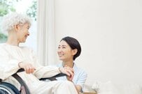 【老人ホーム】年金暮らしの83歳母が特養を検討中。早期入所のためのコツは？【ケアマネが回答】