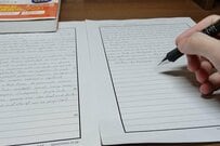 30年越しの合格報告　独学で「英検1級」に挑んだ父の「すさまじい努力」が話題に