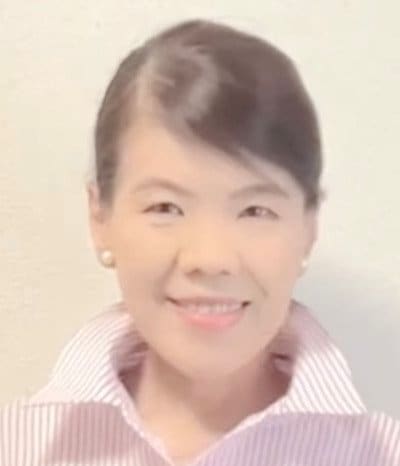 【60代マダム】しまむらの〈ピンクストライプシャツ〉の着こなしがおしゃれ！スッキリ見えが叶う大人カジュアルコーデが完成