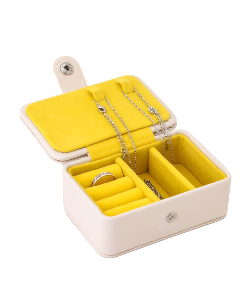 画像出典：すべて「3COINS公式」