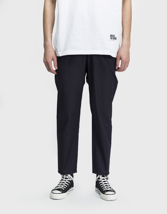 NEED - Double Pleated Ventile Trousers in Navy ¥28,080（税込）