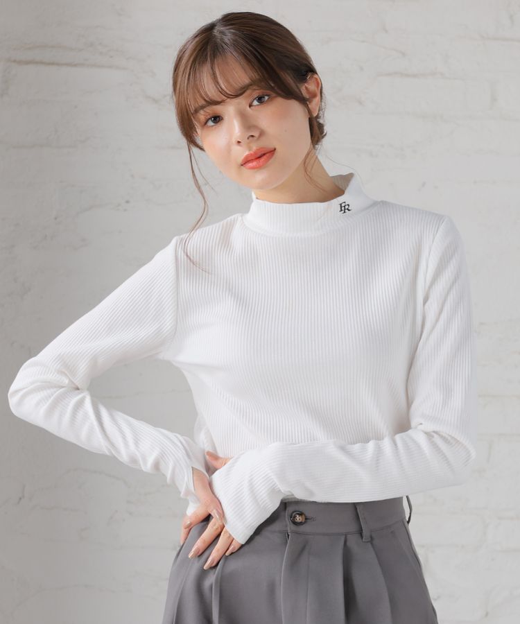 出所：ハニーズ公式通販 刺繍ハイネックトップス