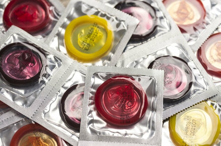コロナによる「意図せぬ人口増加」コンドーム使用減の新興・貧困国では懸念、日本は？