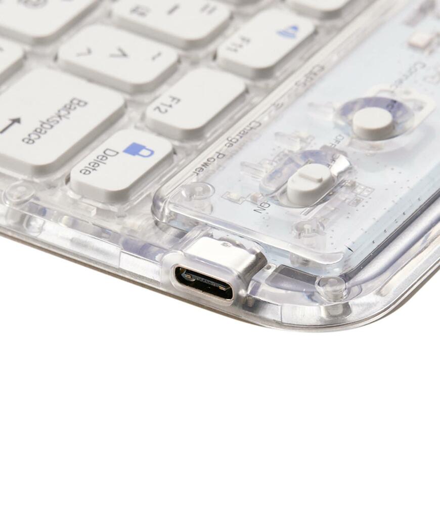 3COINS、クリアワイヤレスキーボード画像