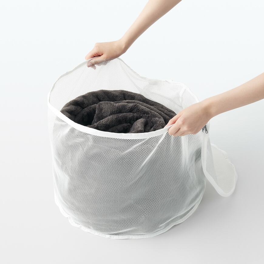 出所：無印良品ネットストア　ポリエステル両面使える洗濯ネット　大物用