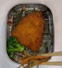 【女子高生弁当】アジフライにタルタルソースが食欲そそる！食べ応えバッチリ「のり弁当」が話題