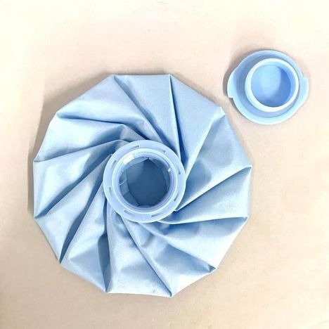 キャンドゥ公式　アイスバッグ　ロゴ