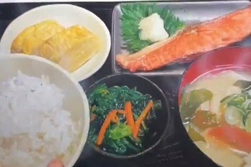 調理師が完成させた「完璧な朝ごはん」に違和感　まさかの正体に思わず目を疑う