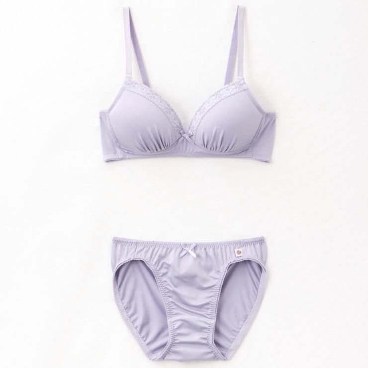 出所：しまむら公式オンラインストア レディース ノンワイヤーブラジャー+ショーツ3点セット（HK WORKS LONDON）【2024福