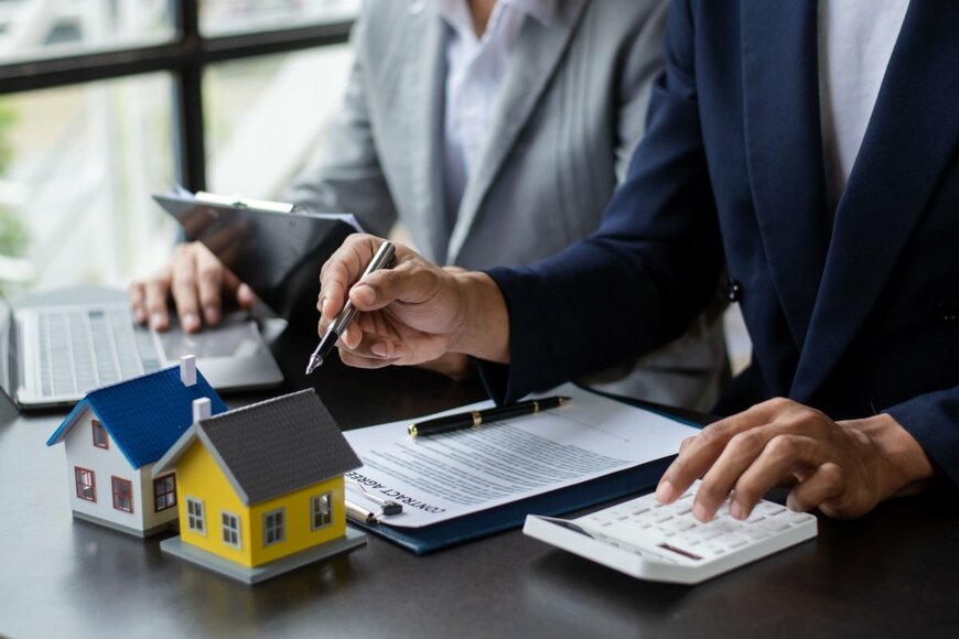 Laddawan punna/shutterstock.com