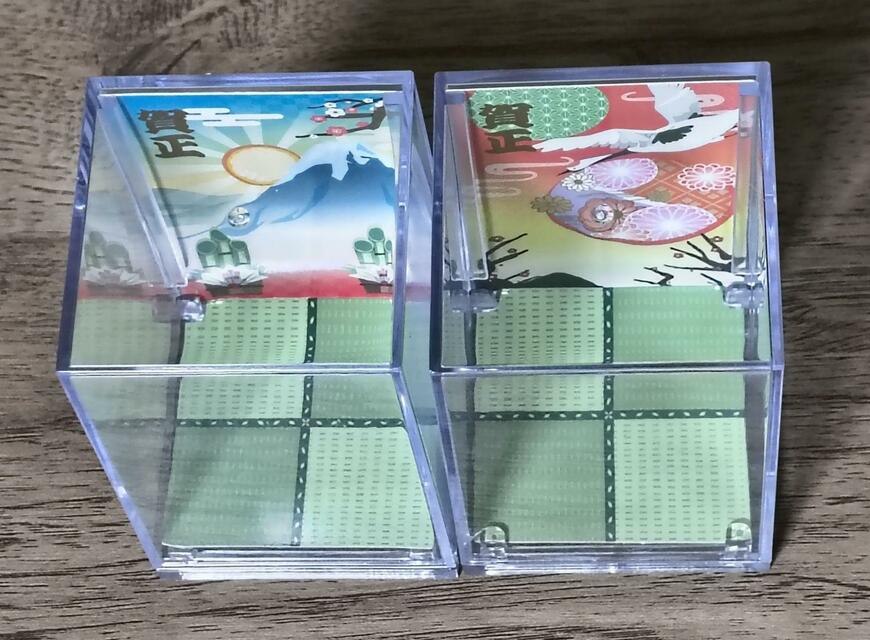 筆者撮影（セリア、NY背景付きディスプレイボックス正月S YX）