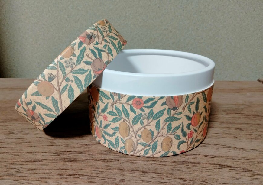 筆者撮影（セリア、ボックス ラウンド ウィリアム・モリス）