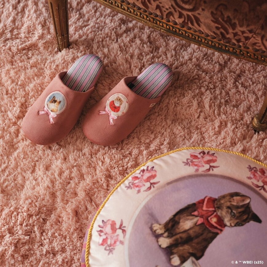 出所：株式会社ＩＣＬ　アフタヌーンティー×ハリー・ポッター　ルームシューズ