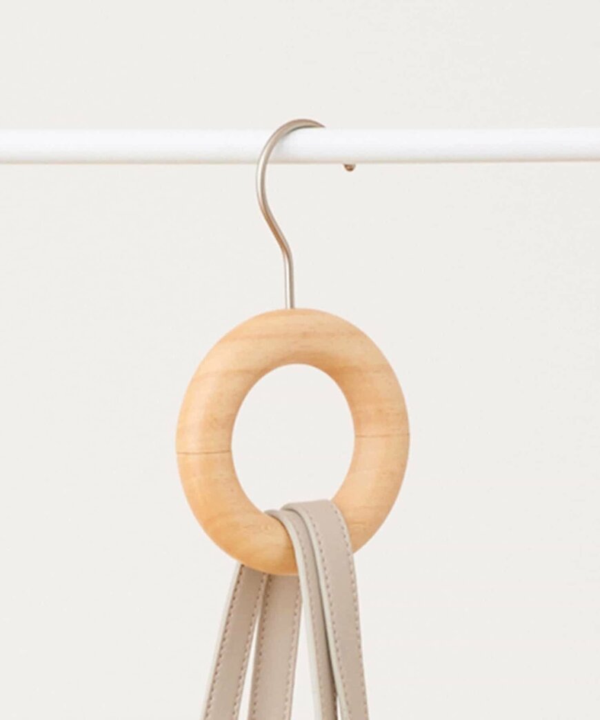 3COINS公式　WEB限定木製リングハンガー2個セット