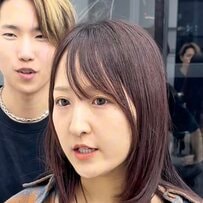 【大変身】「伸ばすのにはもう飽きた…」女性がショートで大胆イメチェン！「めちゃくちゃ良い！」と笑顔爆発